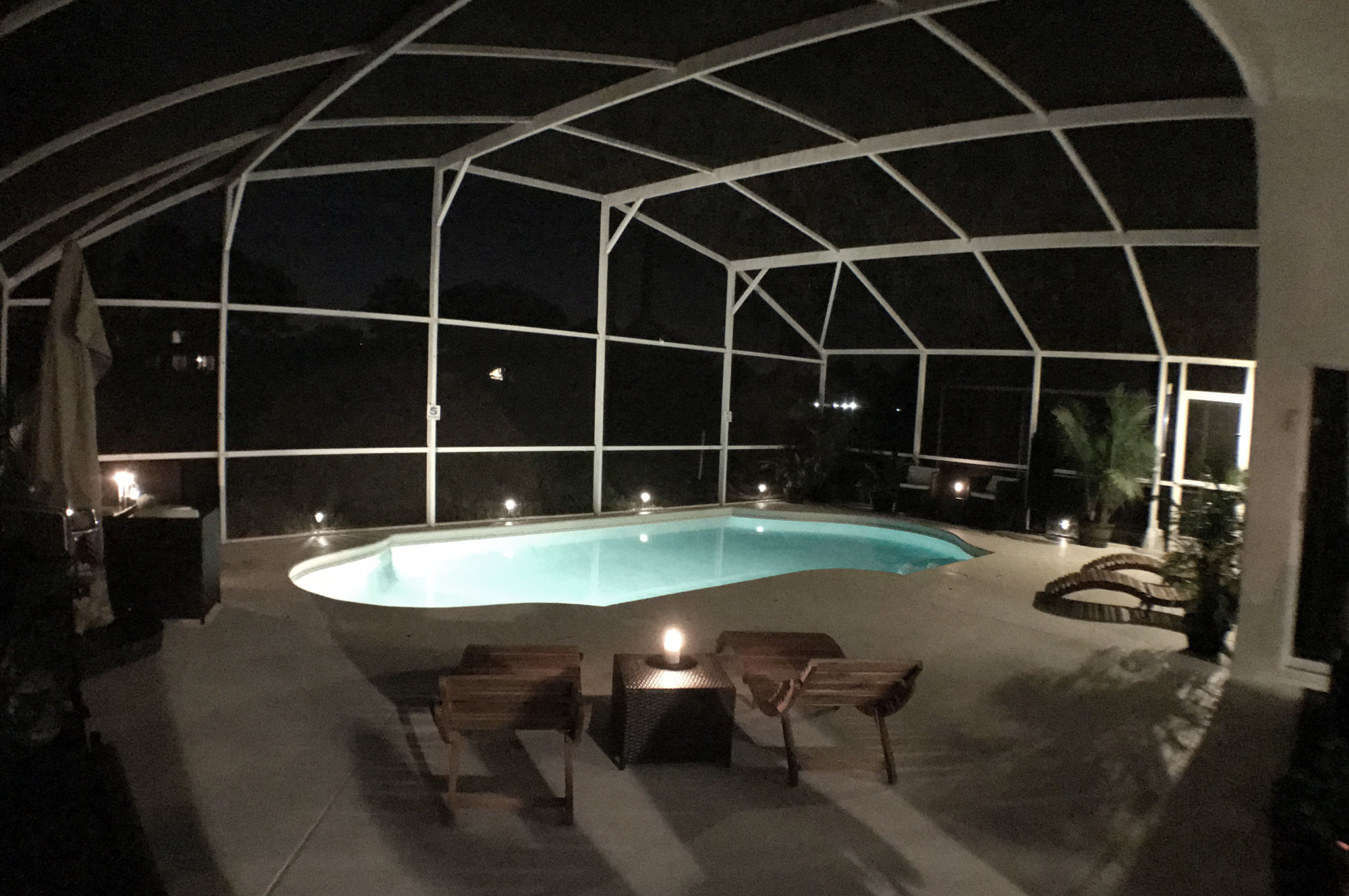 pool-night1